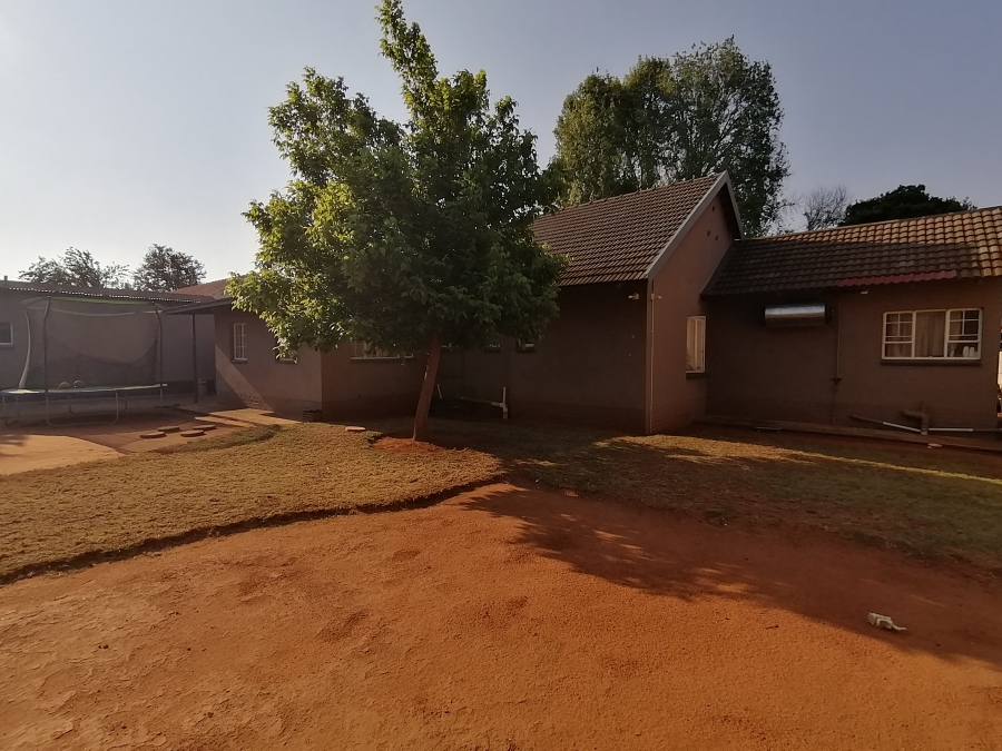 3 Bedroom Property for Sale in Stilfontein Ext 4 North West